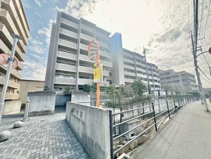 ローレルコート古市5番館の画像