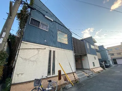 ハーミッツ・セル大桐【1階】の外観