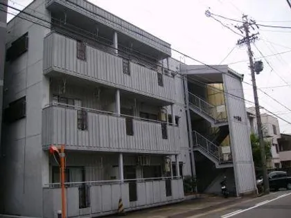 コーポ稲名【305号室】の外観