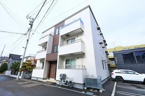 プレメゾン円山【3階】の外観