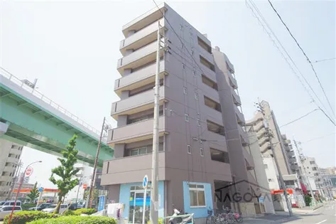 グランソワール千代田【3階】の外観