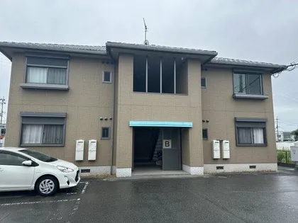 シャーメゾン堂本の画像