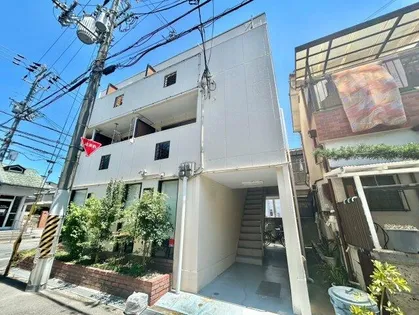 メゾン高鷲【2階】の外観