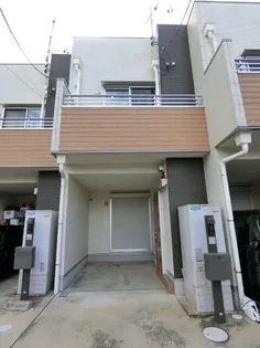 ラカーサ一津屋【1階】の外観