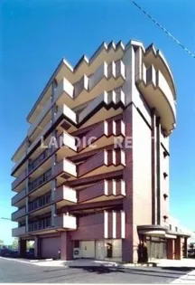 アークプラザしおばる【3階】の外観