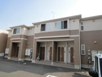 サンプレス比叡【1階】の外観