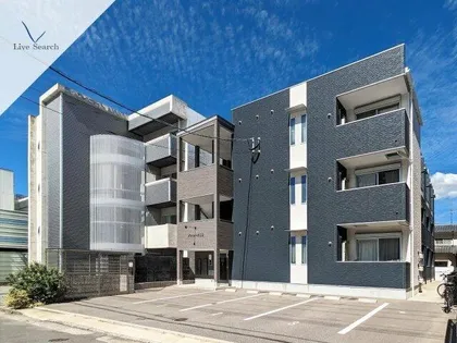 プレステージ箱崎【3階】の外観