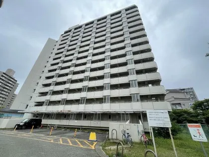 サンコーポラス南港26号棟【1階】の外観