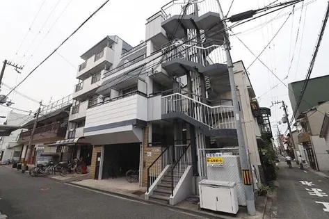 大阪府大阪市生野区中川西3丁目【マンション】の外観