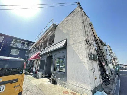 ヒンメルハイム【2階】の外観