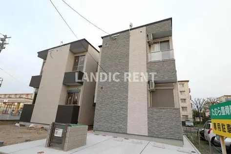 シーエスコート【2階】の外観