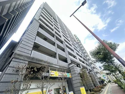 セノアタワー新大阪【4階】の外観