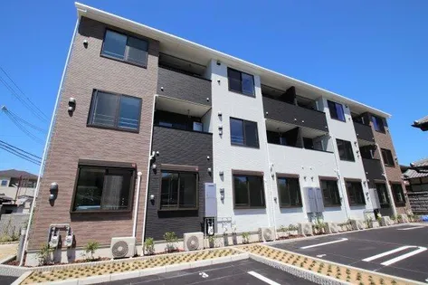 アーモンドアイの画像