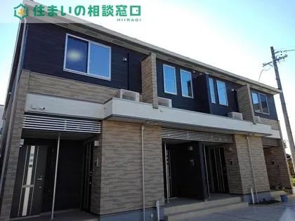 愛知県西尾市新渡場町山新田【アパート】の外観