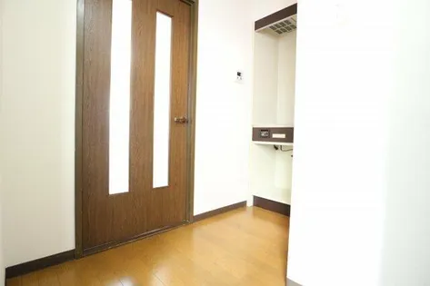 ベイヒルズジェームス山【2階】の内装