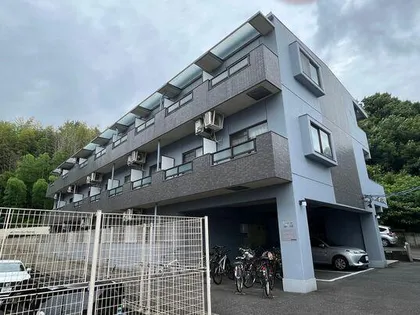 イーストアベニューの画像