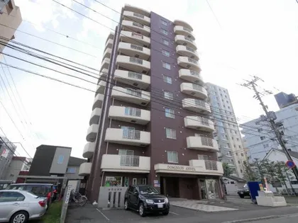 ドミニオンアネックス【6階】の外観