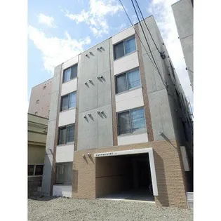 Carrera146【1階】の外観