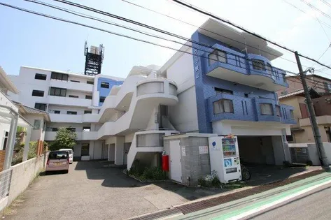 ヴィラ狭山【4階】の外観