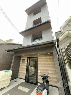 サントス堀川紫明【1階】の外観