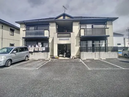 ニナジーパレスの画像