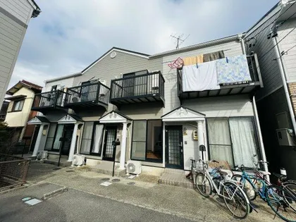 愛知県春日井市南花長町【テラスハウス】の外観