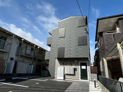 GAZELLE NOAH川西池田【105号室】の外観