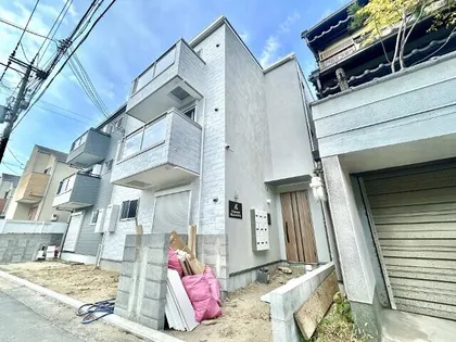 大阪府堺市堺区大浜中町2丁【アパート】の外観