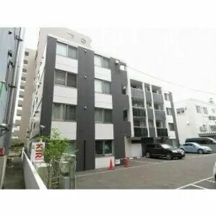 ローワン【3階】の外観