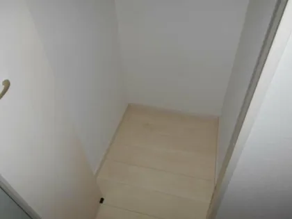 サンプレミオ十番町【2階】の内装