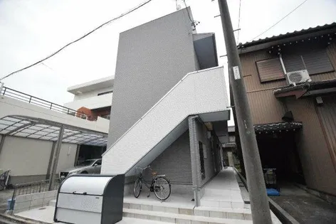 レナージュの画像