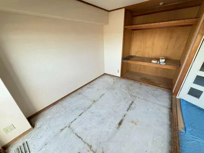 ビューハイム茶の木【401号室】の内装