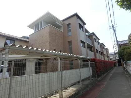 ラ・ボンボニエール【1階】の外観