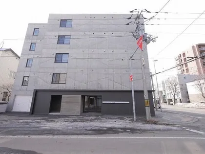 トラストコート北九条【5階】の外観