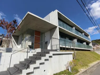 大阪府茨木市彩都やまぶき4丁目【マンション】の外観