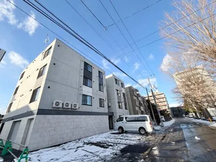 北海道札幌市豊平区平岸三条14丁目【マンション】の外観