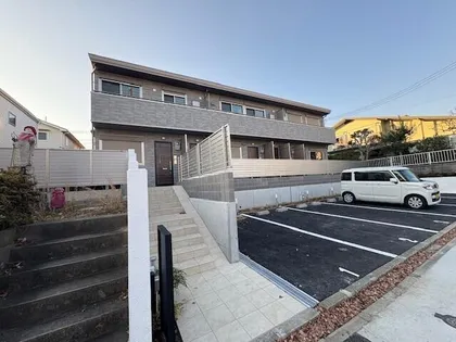 サンピエール【1階】の外観