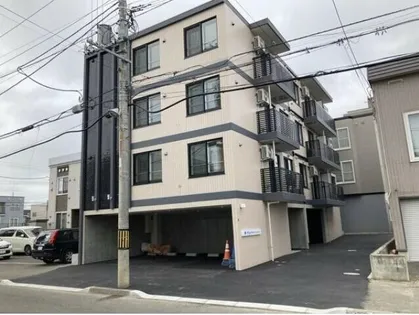 メニーズコート元町北【2階】の外観