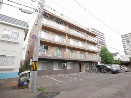 グランドヒルズ【4階】の外観