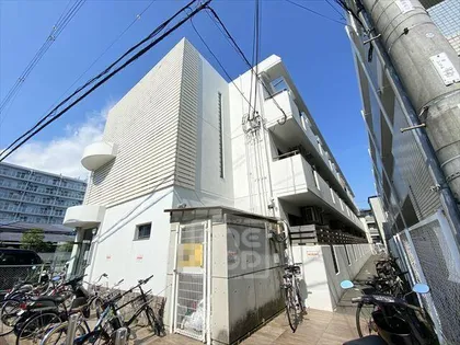 シロハイヌ【3階】の外観