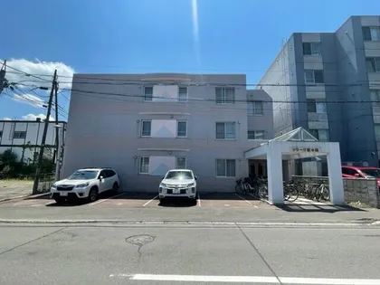 クラーク宮の森の画像