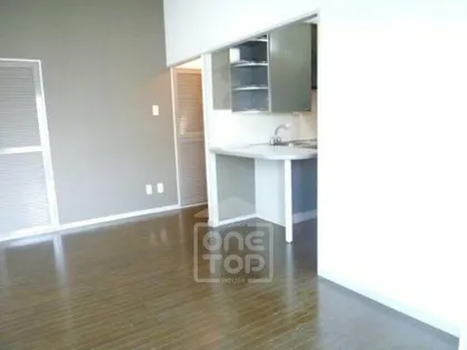 ビスタ蔵垣内【1階】の居間