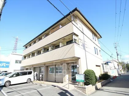 ファミール3号館【302号室】の外観