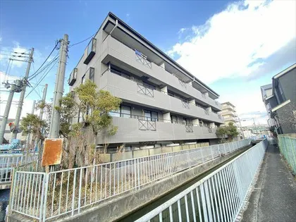 センチュリー摂津の画像