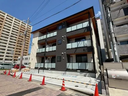 シエーナ川西中央3の画像