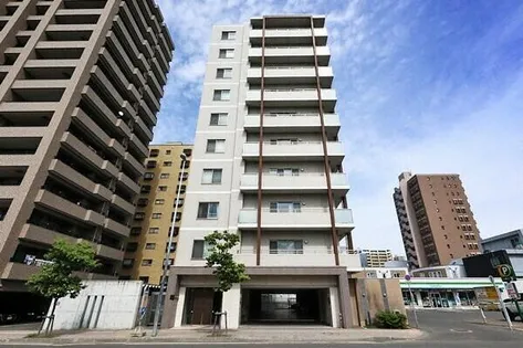 マストライフ知事公館【6階】の外観