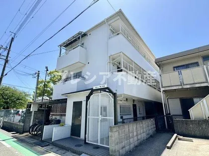 カーサトレピアーニ【2階】の外観