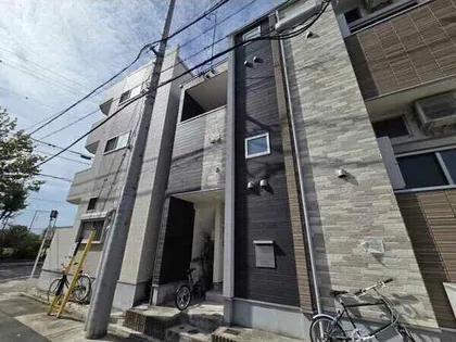 ブランドール【2階】の外観