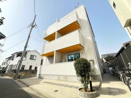 シャン・ルミエールおおとり【2階】の外観