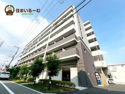 エスリード大阪クレストコート【3階】の外観